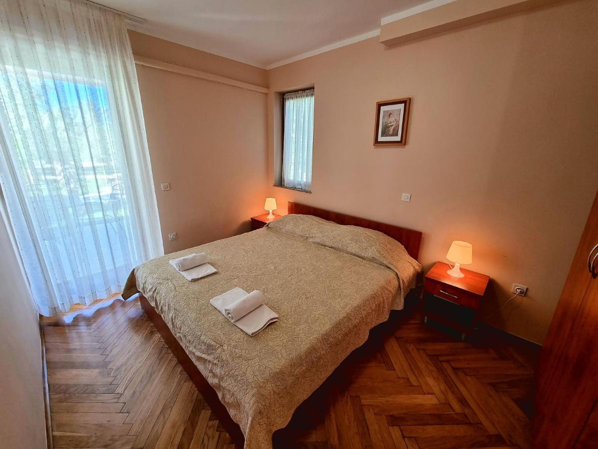 Apartments Ostrea - Ana โนวาลยา ภายนอก รูปภาพ