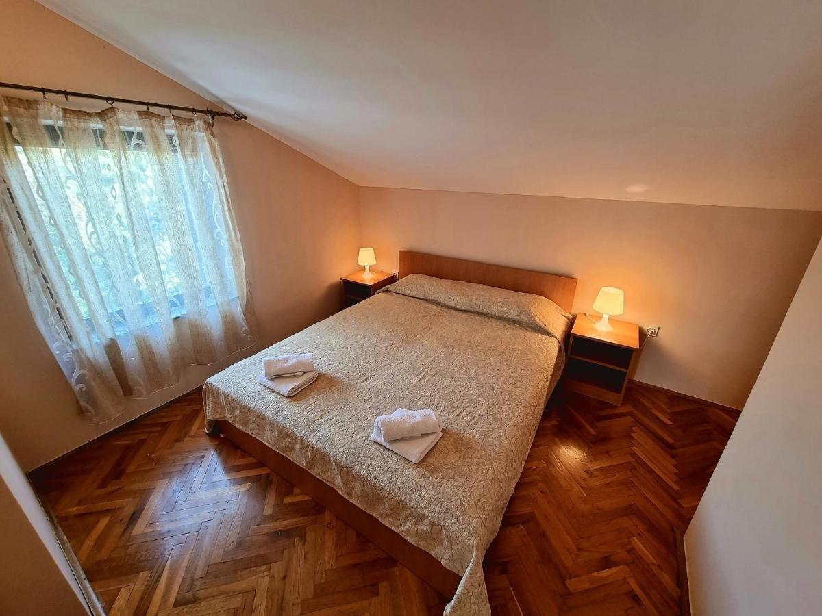 Apartments Ostrea - Ana โนวาลยา ภายนอก รูปภาพ