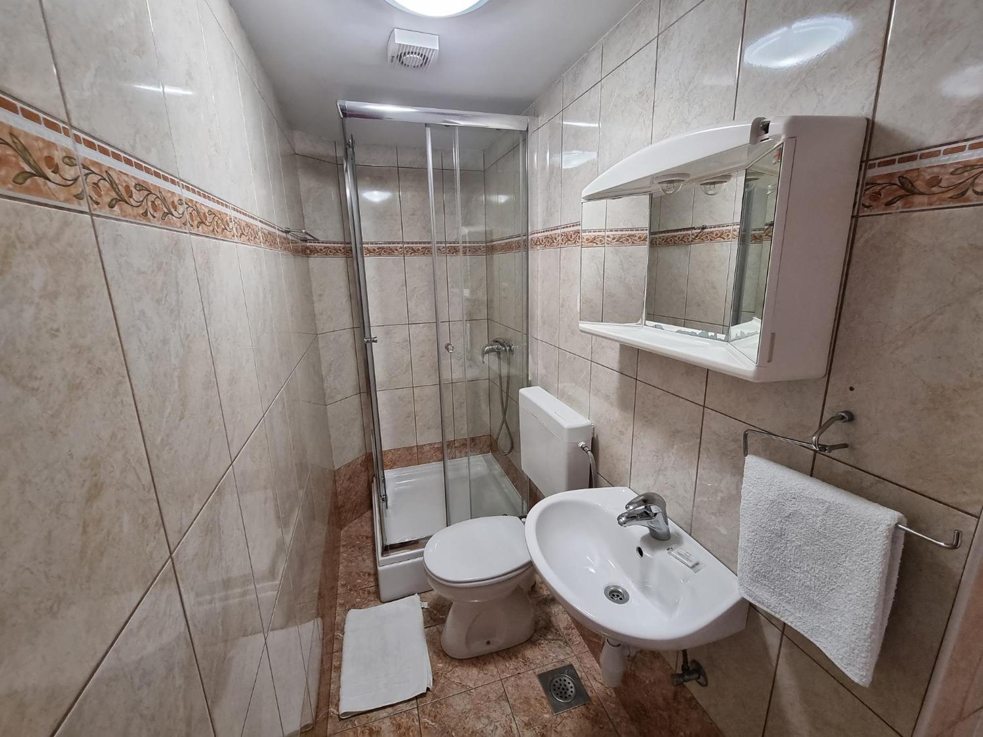 Apartments Ostrea - Ana โนวาลยา ภายนอก รูปภาพ